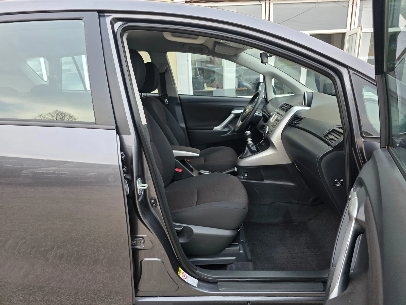 Toyota Verso 2.0 D4D TOP | Mobile.bg � ����������� 14