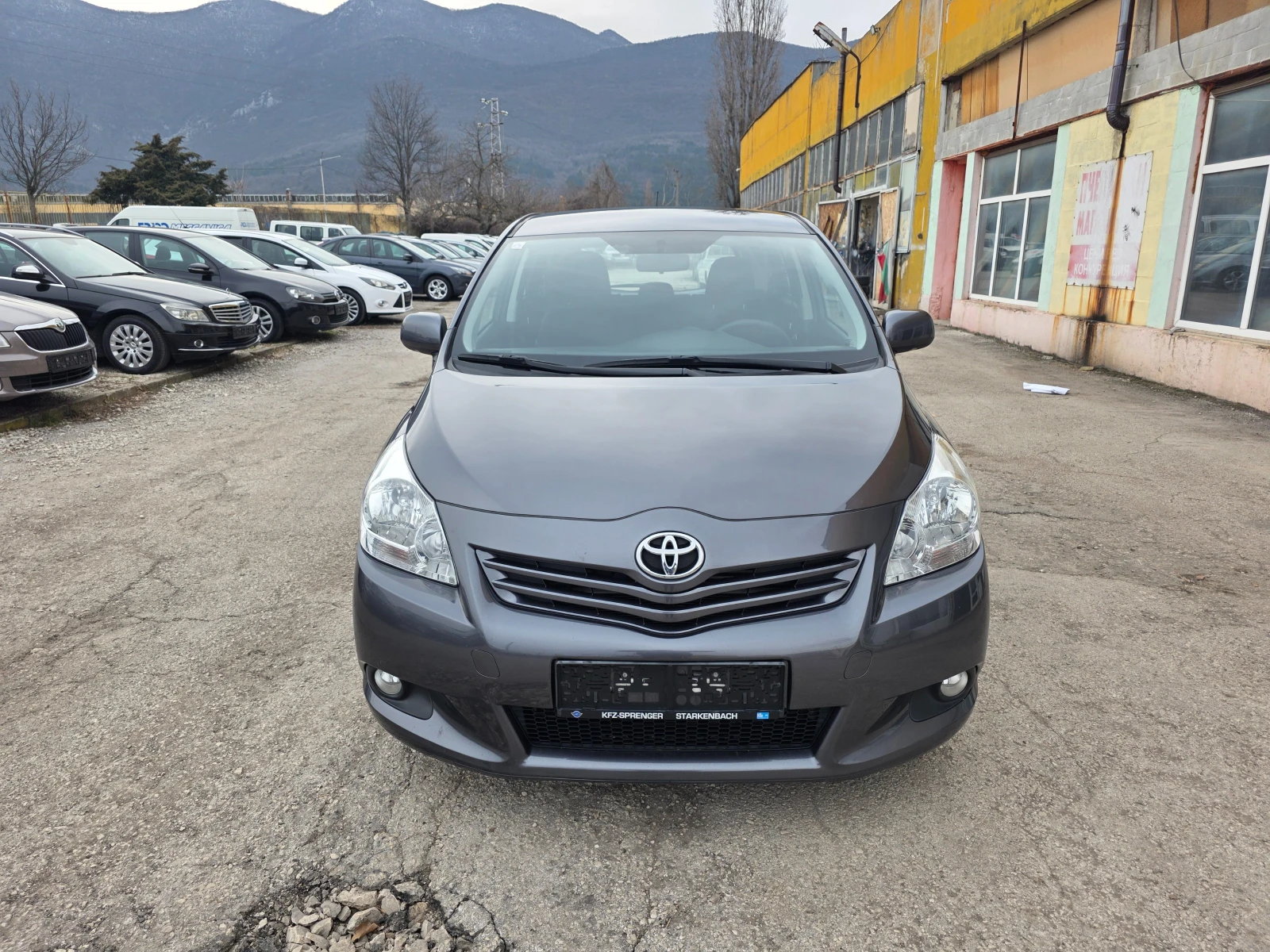Toyota Verso 2.0 D4D TOP - изображение 2