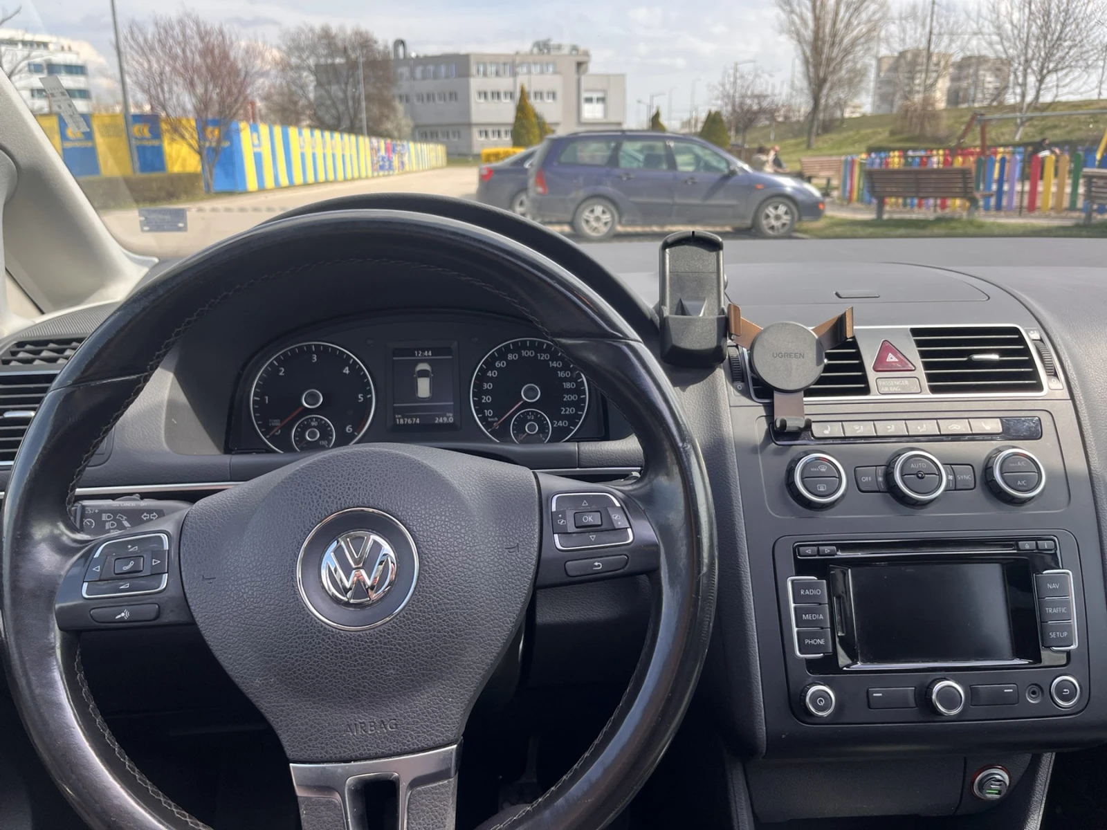 VW Touran 2.0TDI Panorama 7mes, снимка 4 - Автомобили и джипове - 53986975