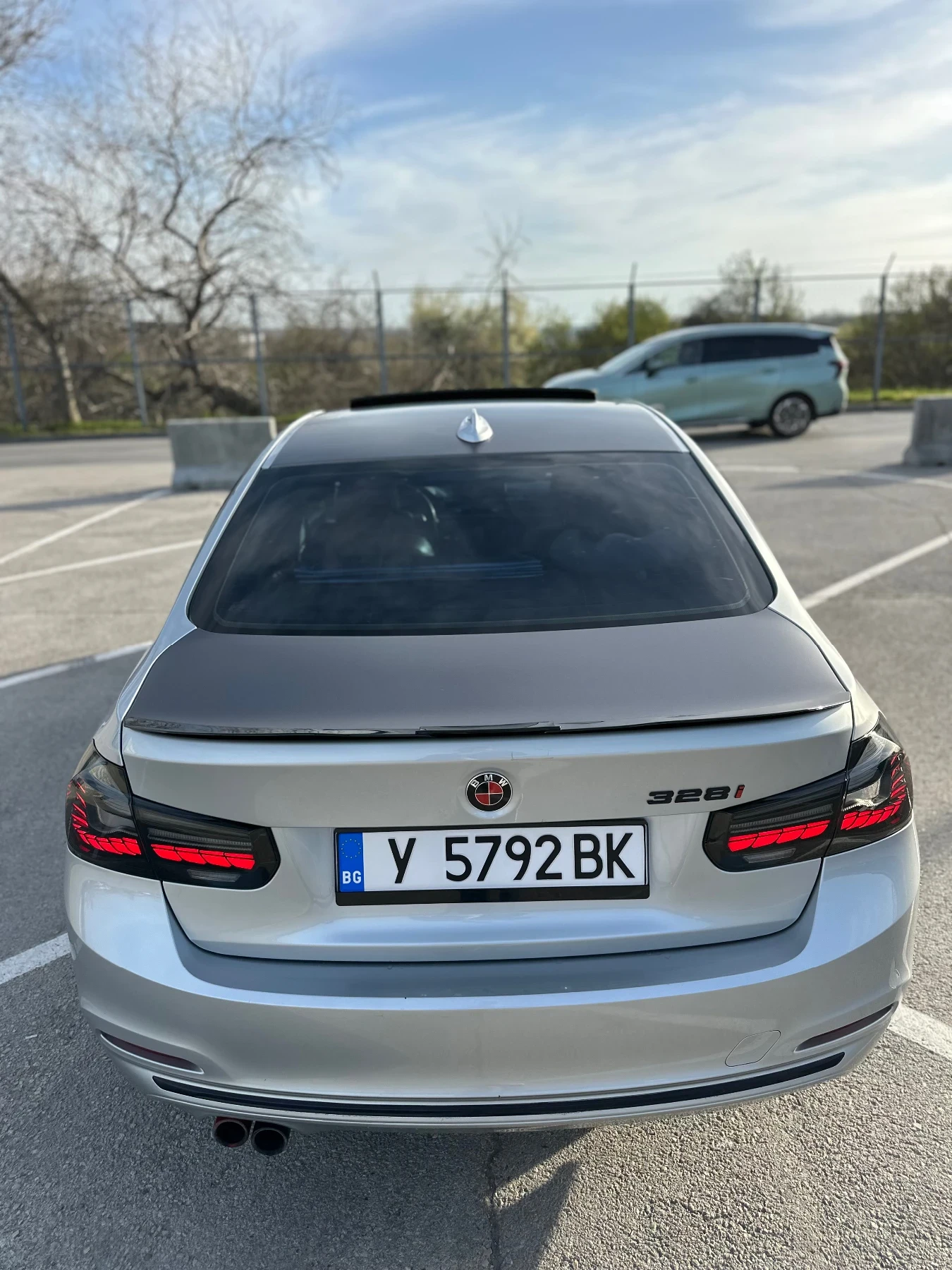 BMW 328 BMW F30 328i 2016 LCI / Facelift, снимка 14 - Автомобили и джипове - 54230988