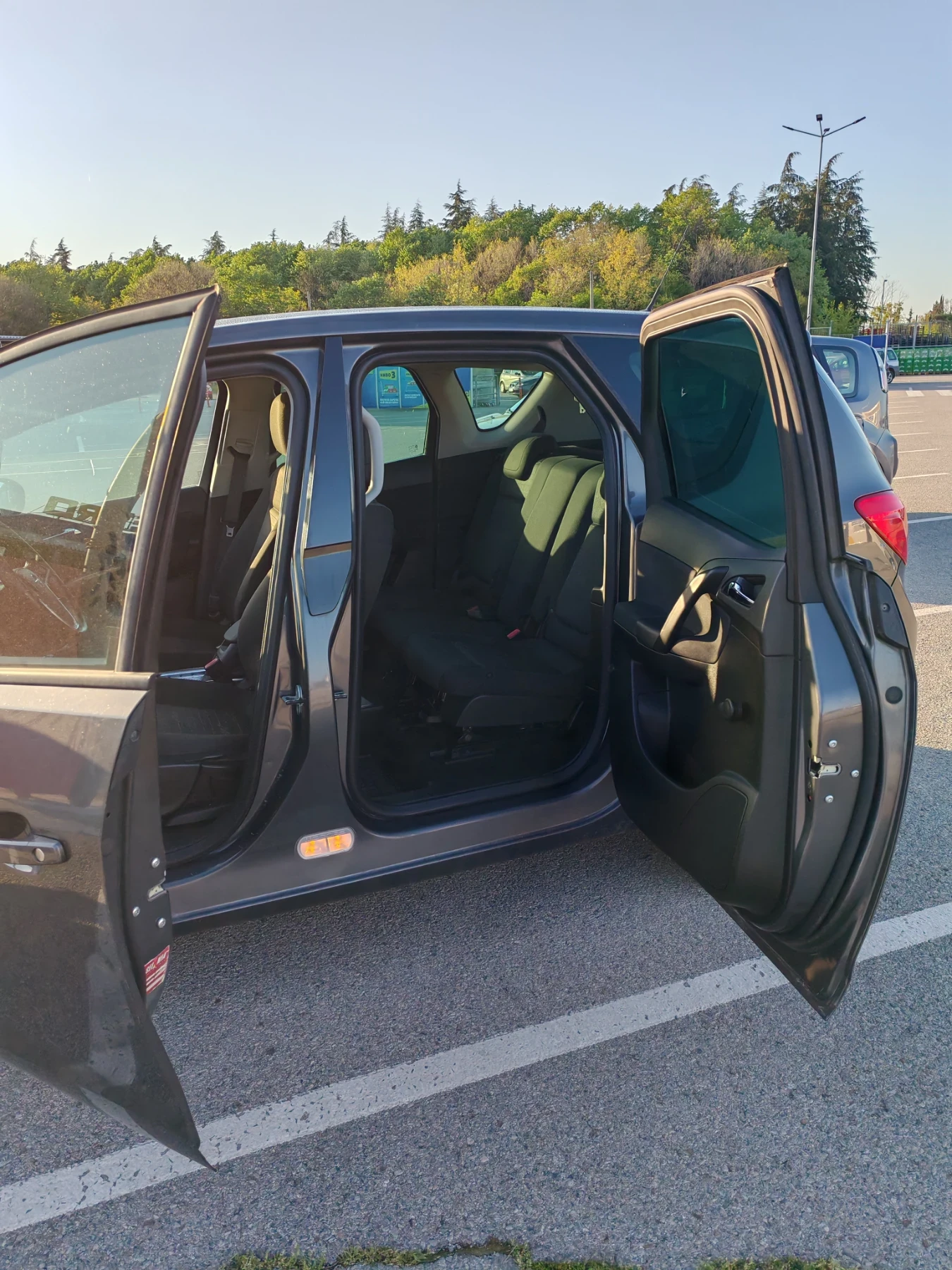 Opel Meriva 2, снимка 7 - Автомобили и джипове - 54368237