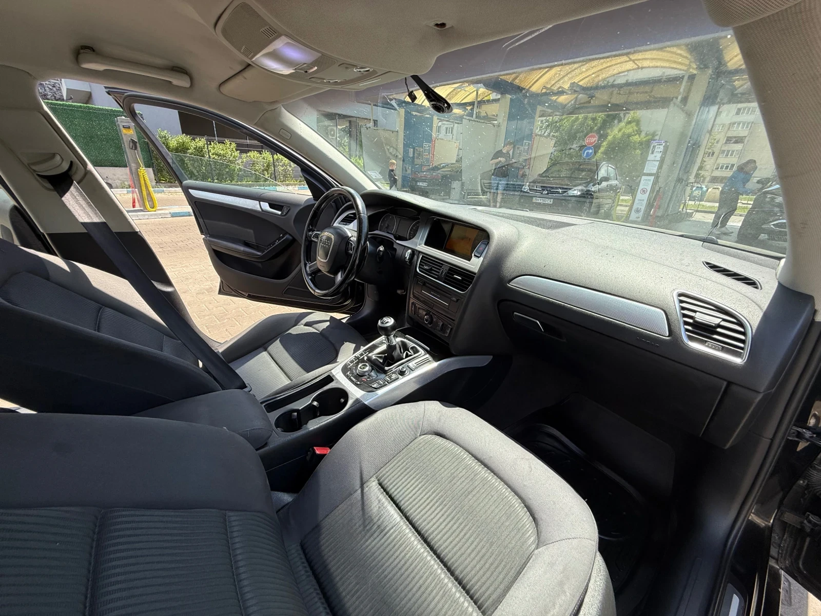 Audi A4, снимка 15 - Автомобили и джипове - 54701676
