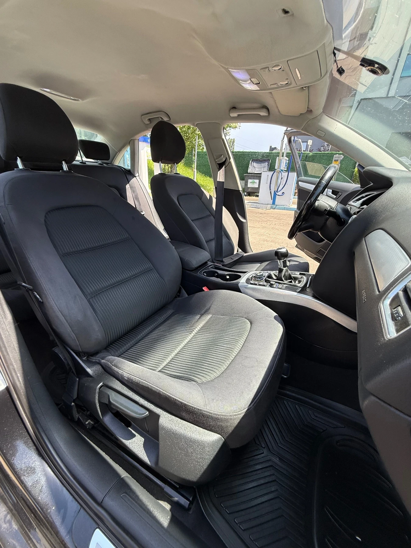 Audi A4, снимка 10 - Автомобили и джипове - 54701676
