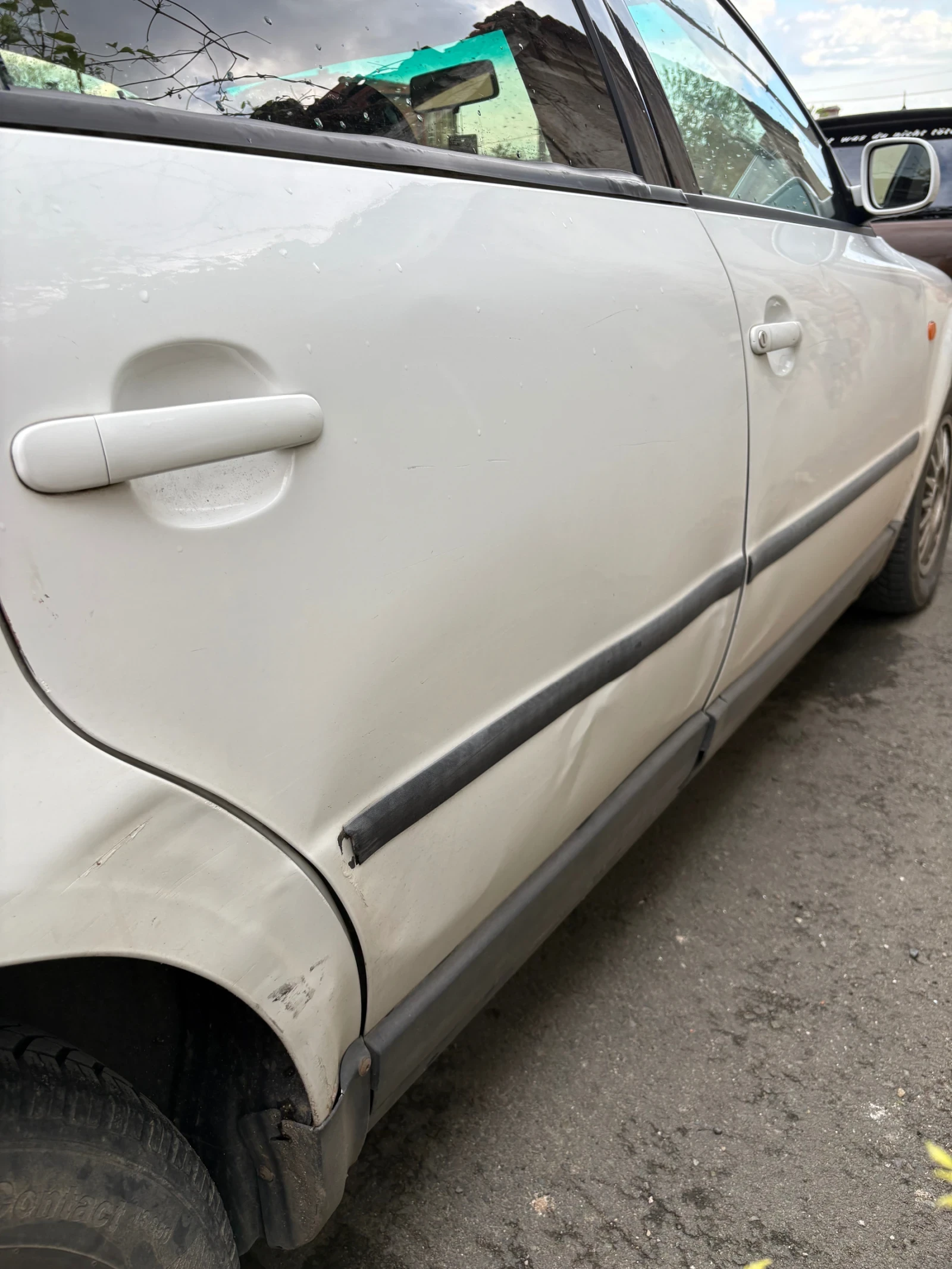 VW Passat, снимка 4 - Автомобили и джипове - 54804092