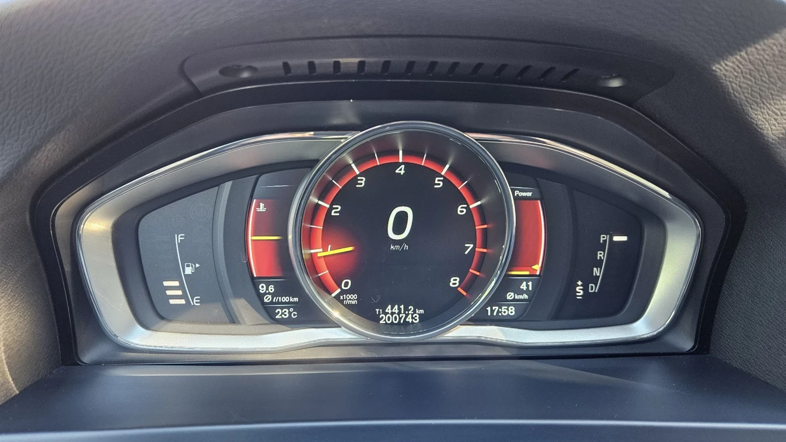 Volvo S60 T5, снимка 7 - Автомобили и джипове - 54970639