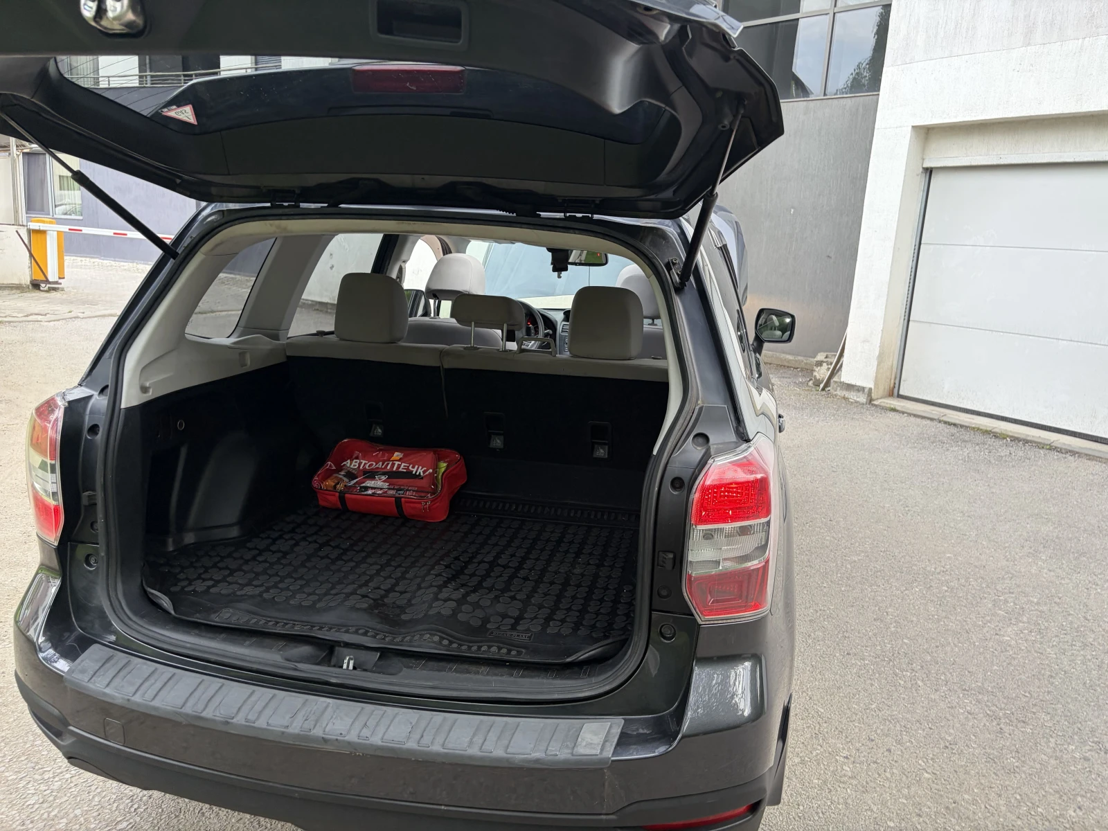 Subaru Forester 2.5I Premium GAS, снимка 13 - Автомобили и джипове - 55323328