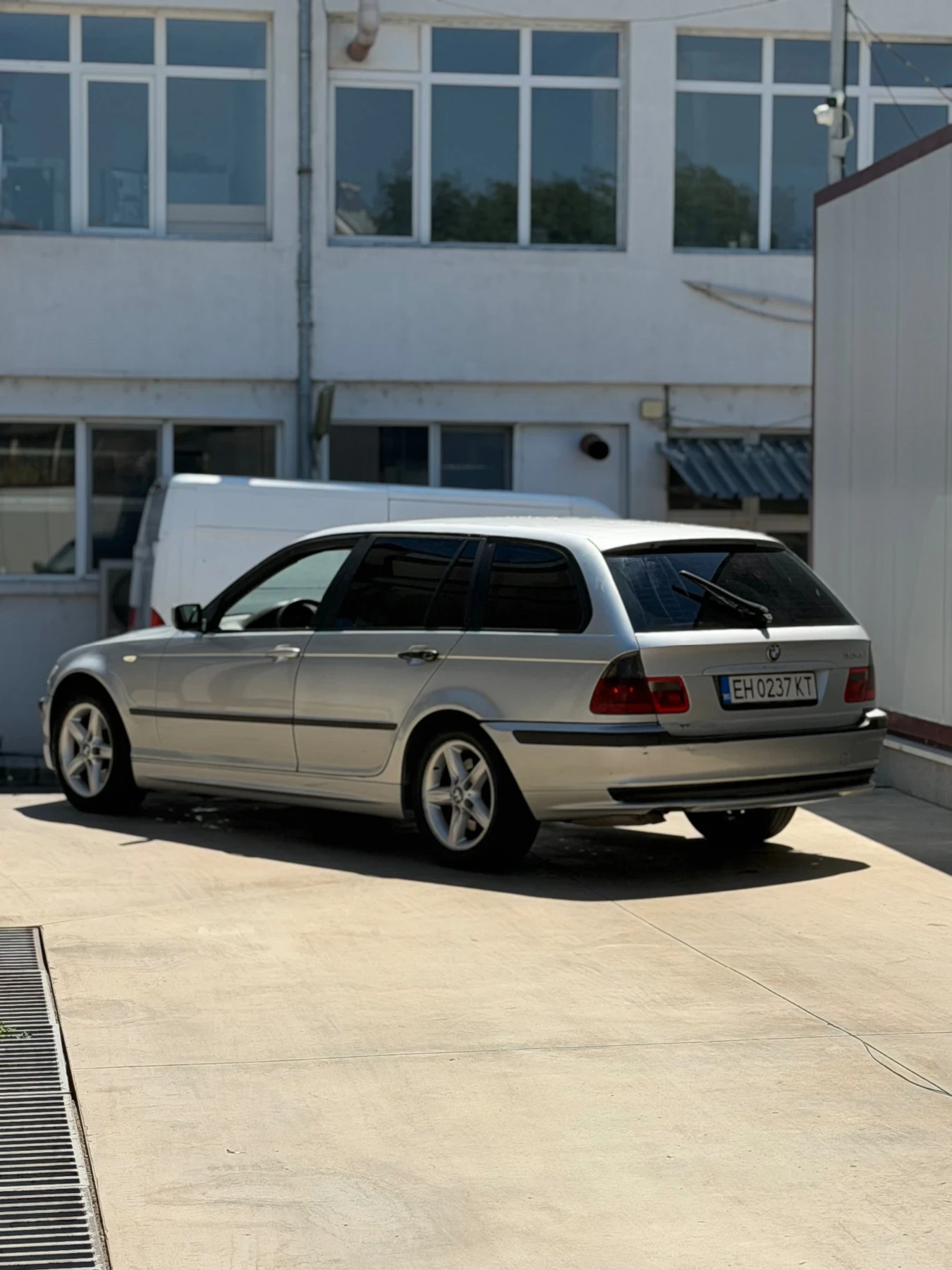 BMW 320 150 , снимка 4 - Автомобили и джипове - 55711474