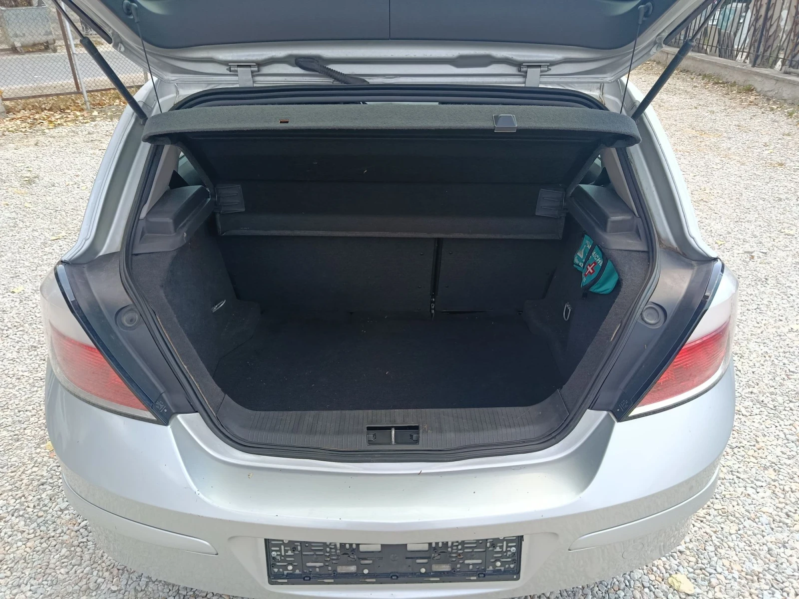 Opel Astra 1.4 бензин 90 к., снимка 14 - Автомобили и джипове - 55835558