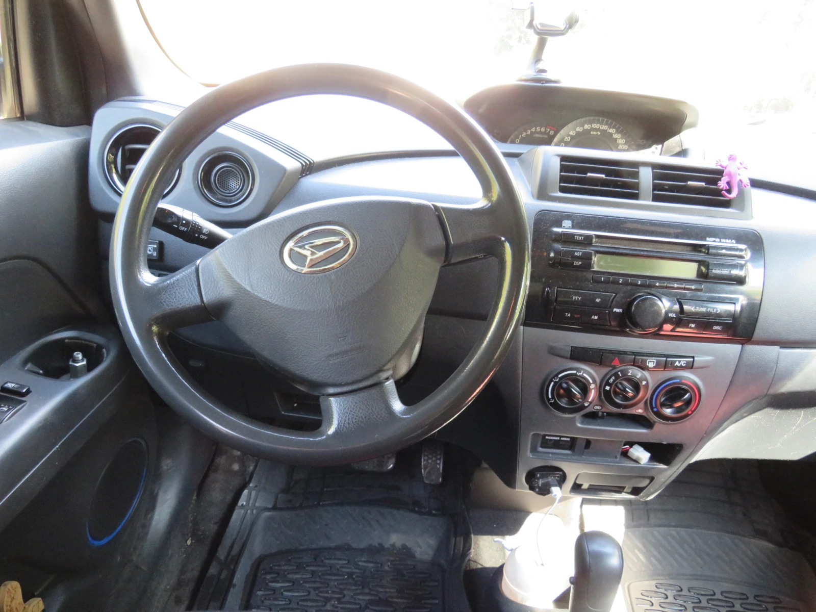 Daihatsu Materia 2007, снимка 9 - Автомобили и джипове - 56073063