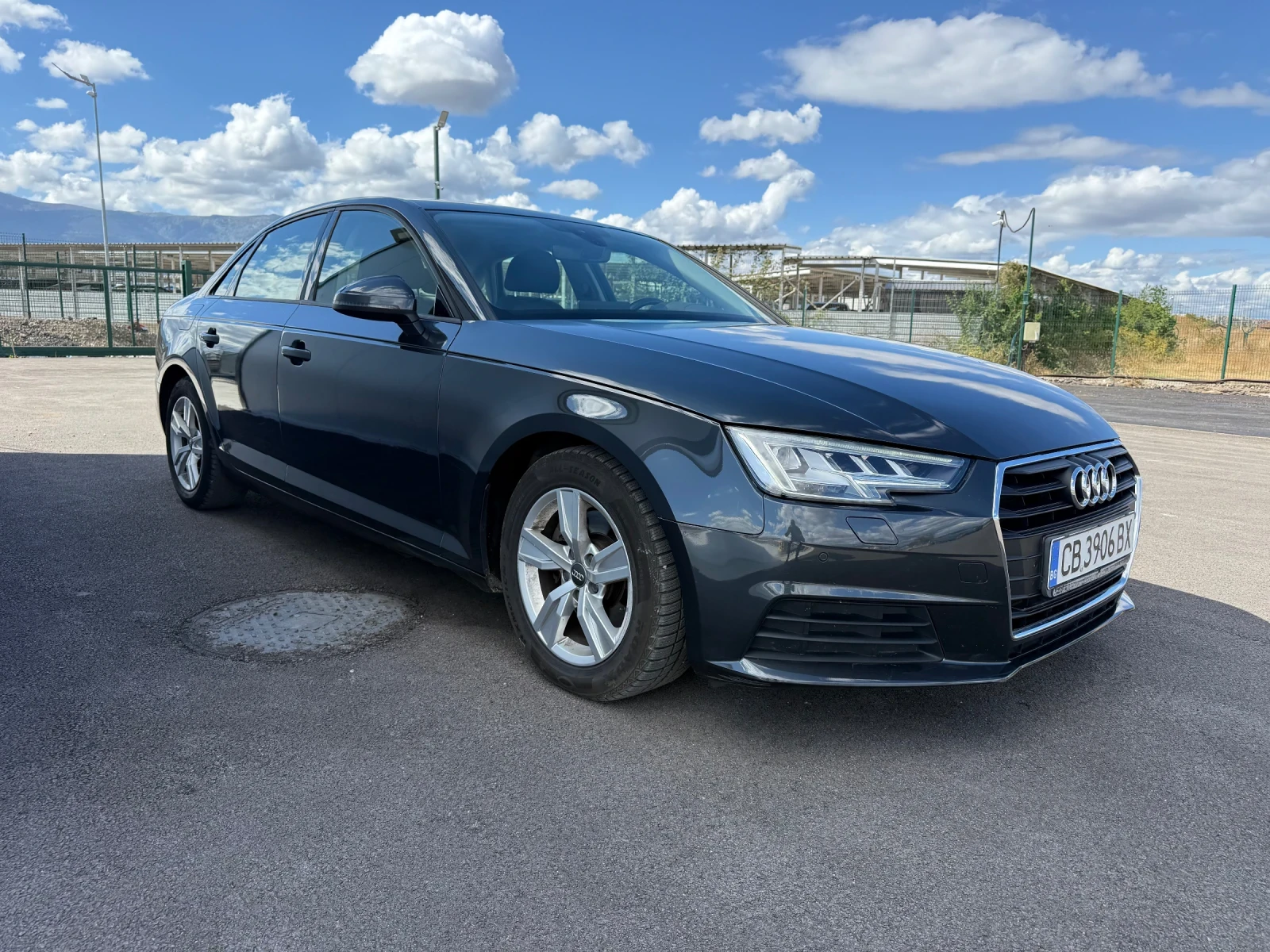 Audi A4 От Porsche.BG, снимка 6 - Автомобили и джипове - 56179900