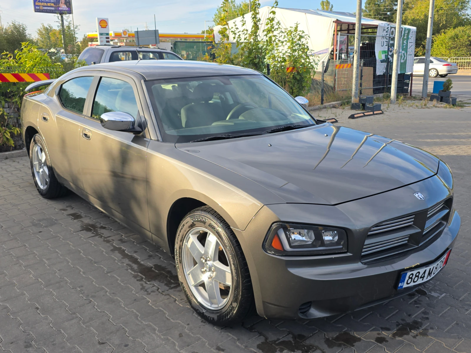 Dodge Charger SE 2.7, снимка 2 - Автомобили и джипове - 56346097
