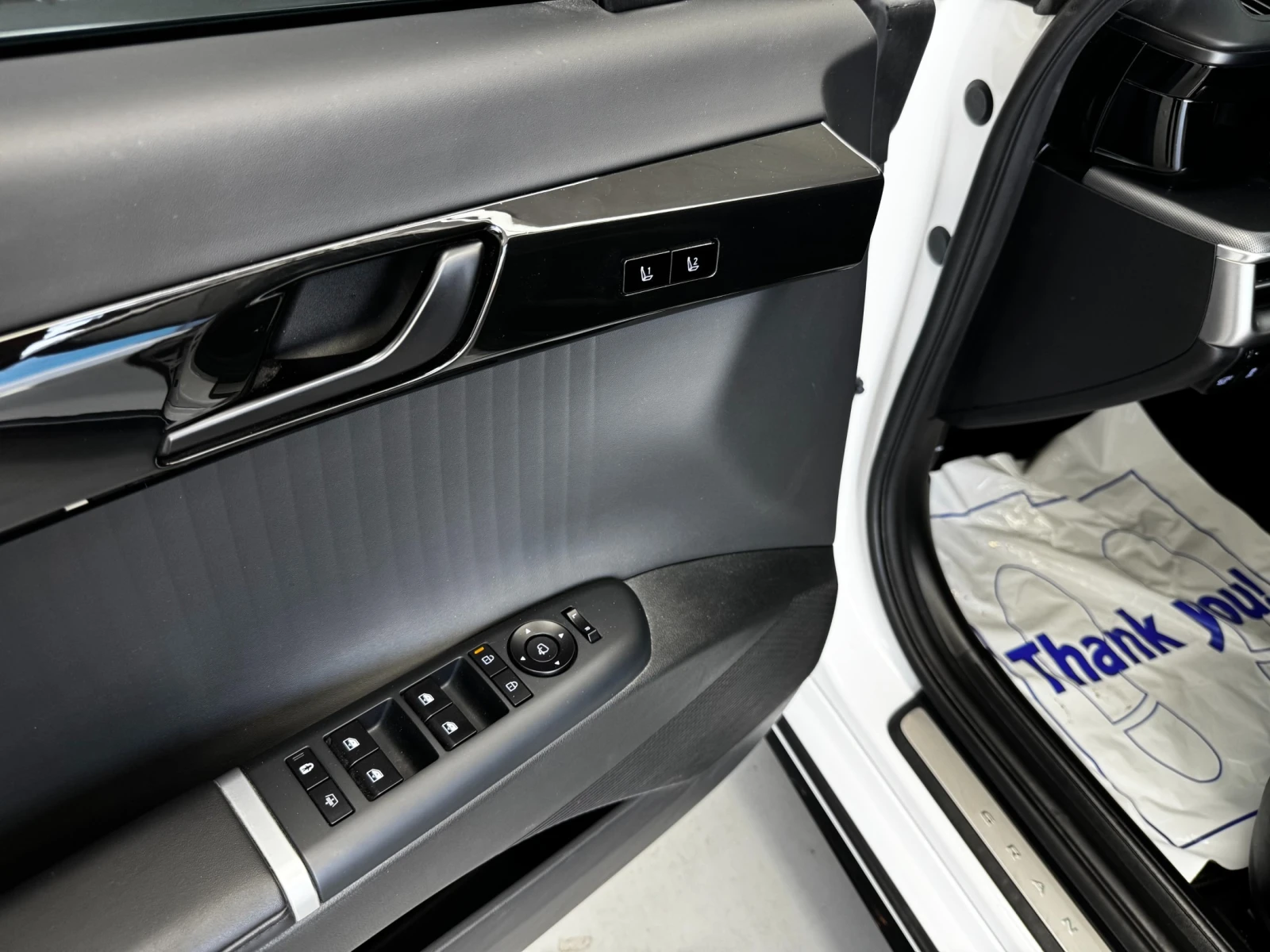 Hyundai Grandeur CALLIGRAPHY AWD * ������ ����* HYBRID | Mobile.bg � ����������� 17