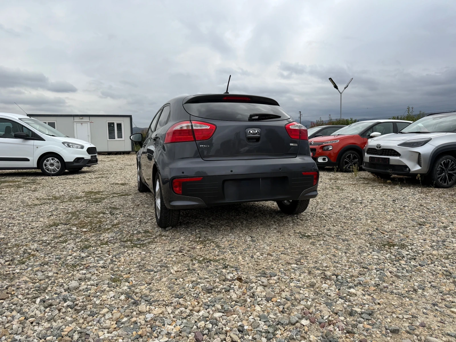 Kia Rio | Mobile.bg � ����������� 3