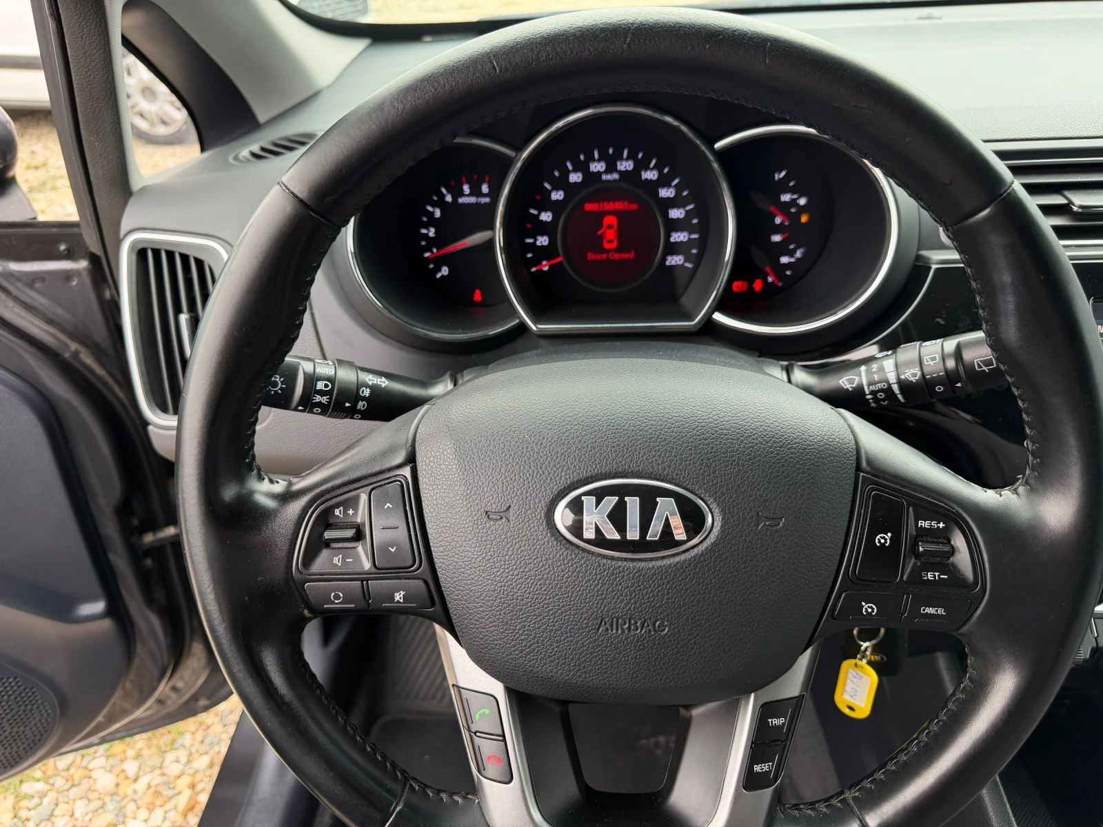 Kia Rio | Mobile.bg � ����������� 10