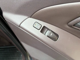 Hyundai IX35 2.0 CRDi 4WD Exclusive Facelift, снимка 15