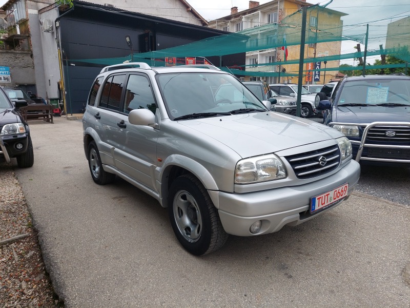 Suzuki Grand vitara 2.0i--128kc, снимка 1 - Автомобили и джипове - 46272465