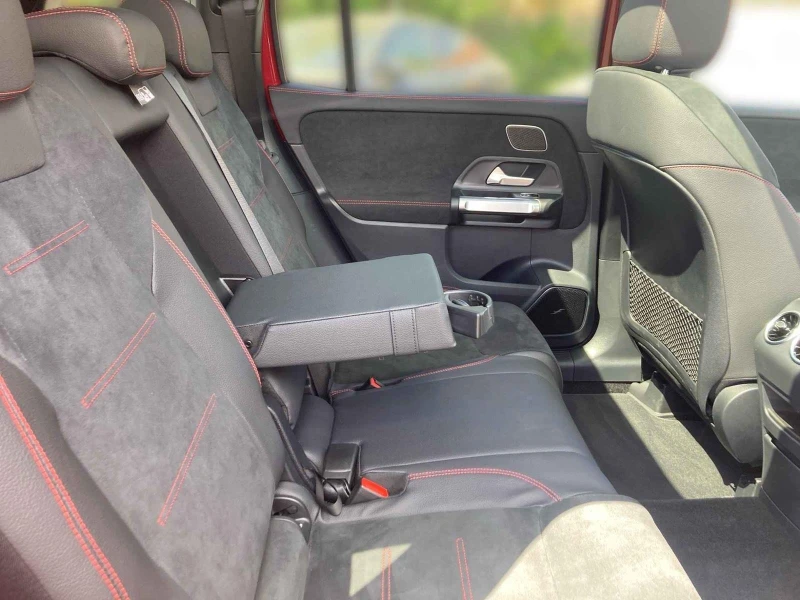 Mercedes-Benz GLB 220d 4MATIC AMG HEAD UP CAMERA DISTRONIC MULTIBEAM, снимка 10 - Автомобили и джипове - 52003352
