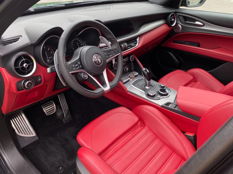 Alfa Romeo Stelvio 2.0T/124km/FIRST EDITION/ПАНОРАМА, КАТО НОВА, снимка 9 - Автомобили и джипове - 52202792