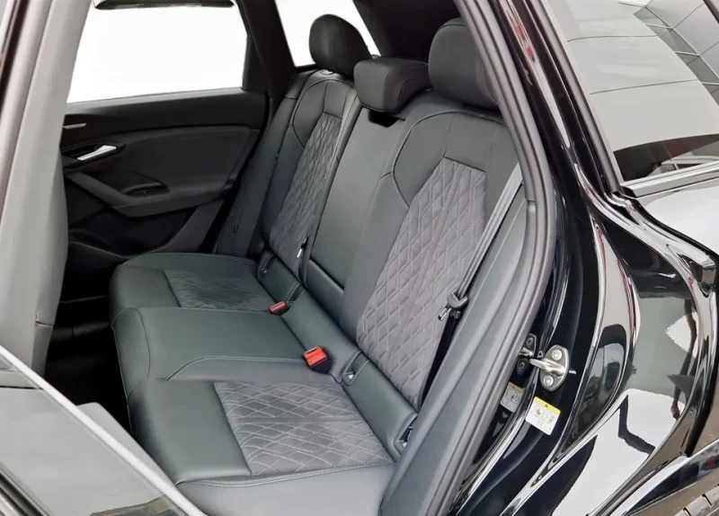 Audi Q6 e-tron 100 kWh Quattro, снимка 12 - Автомобили и джипове - 52483600