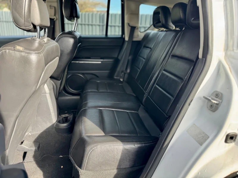 Jeep Compass 2.2crdi Limited 2wd 136к.с, снимка 10 - Автомобили и джипове - 52801461