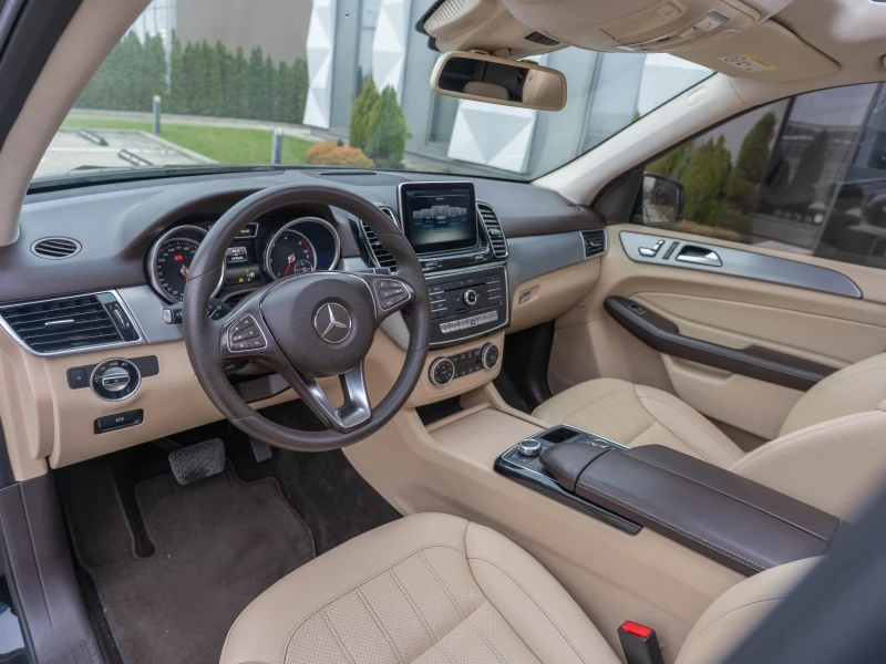 Mercedes-Benz GLE 350 AMG Панорама 360 гр. камери Airmatic, снимка 9 - Автомобили и джипове - 52888490
