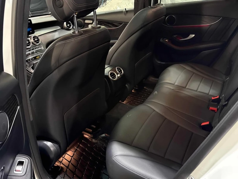 Mercedes-Benz GLC * 300 * CARFAX * БЕЗ ПЪРВОНАЧАЛНА ВНОСКА, снимка 11 - Автомобили и джипове - 53194096
