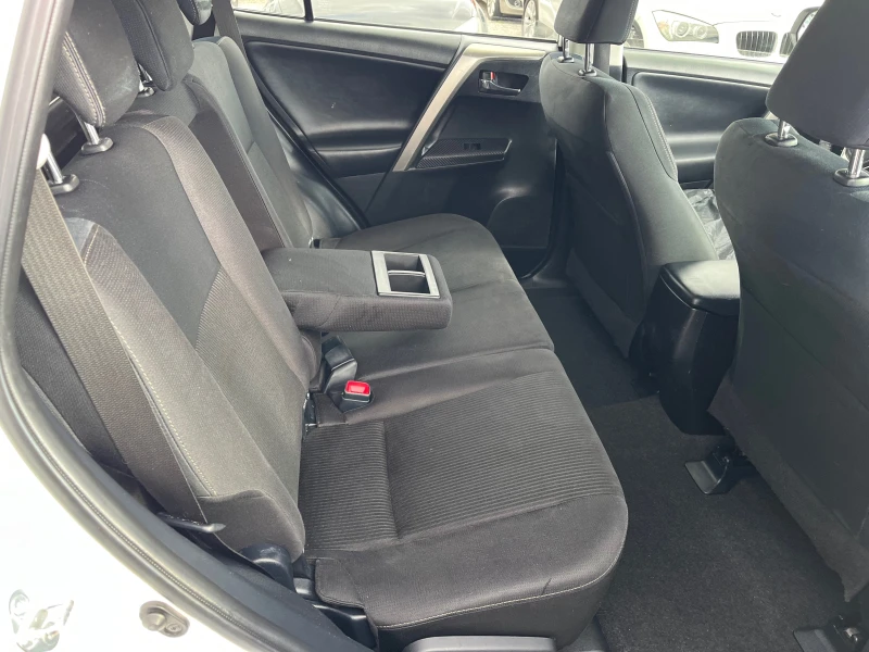 Toyota Rav4 2.0D-4D 4x4 EURO 5B, снимка 8 - Автомобили и джипове - 53403286