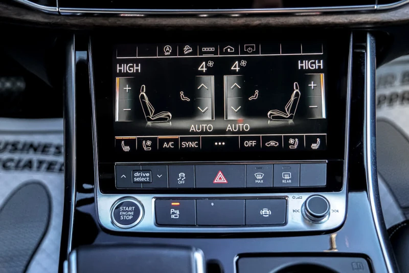 Audi Q8 quattro* Progressiv* АвтоКредит* (ЦЕНА ДО БГ), снимка 14 - Автомобили и джипове - 53577540