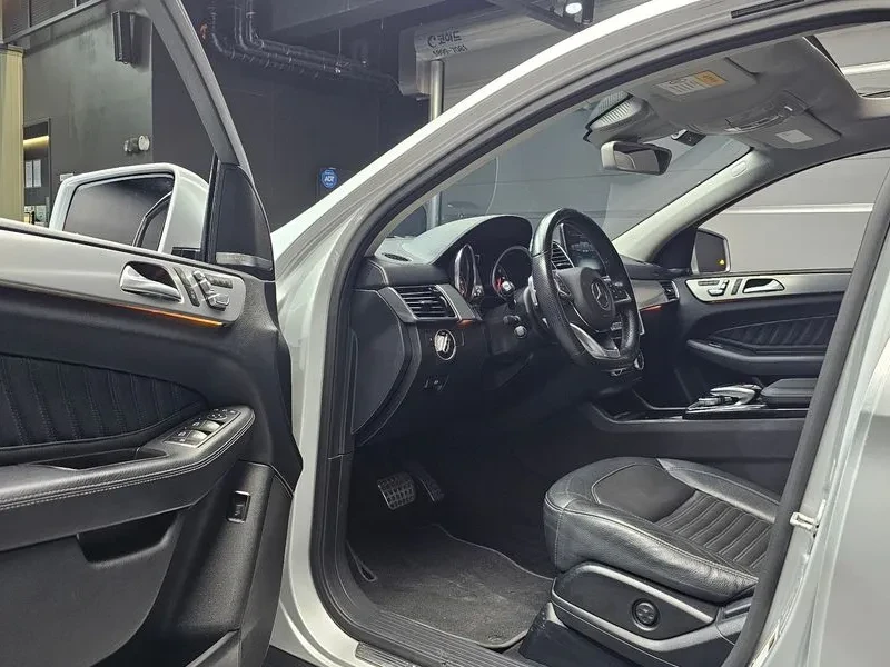 Mercedes-Benz GLE W166 D 4Matic Coupe, снимка 10 - Автомобили и джипове - 55915358