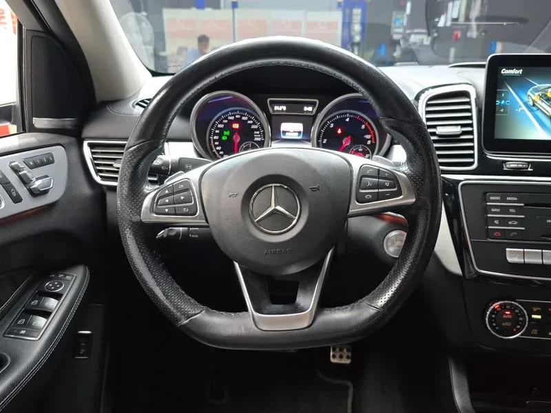 Mercedes-Benz GLE W166 D 4Matic Coupe, снимка 15 - Автомобили и джипове - 55915358