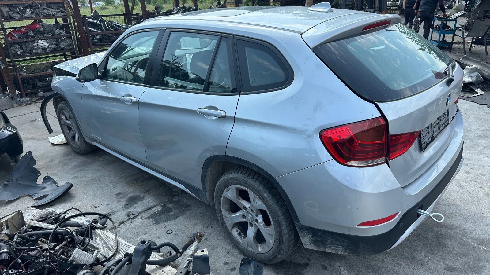 BMW X1 2.5d - изображение 3