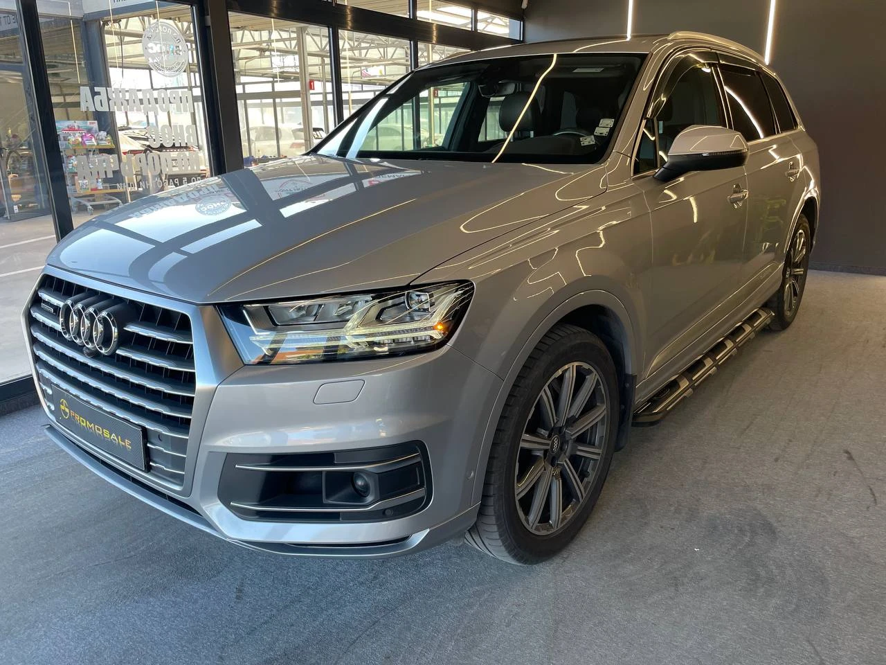 Audi Q7 Premium Plus - [1] 