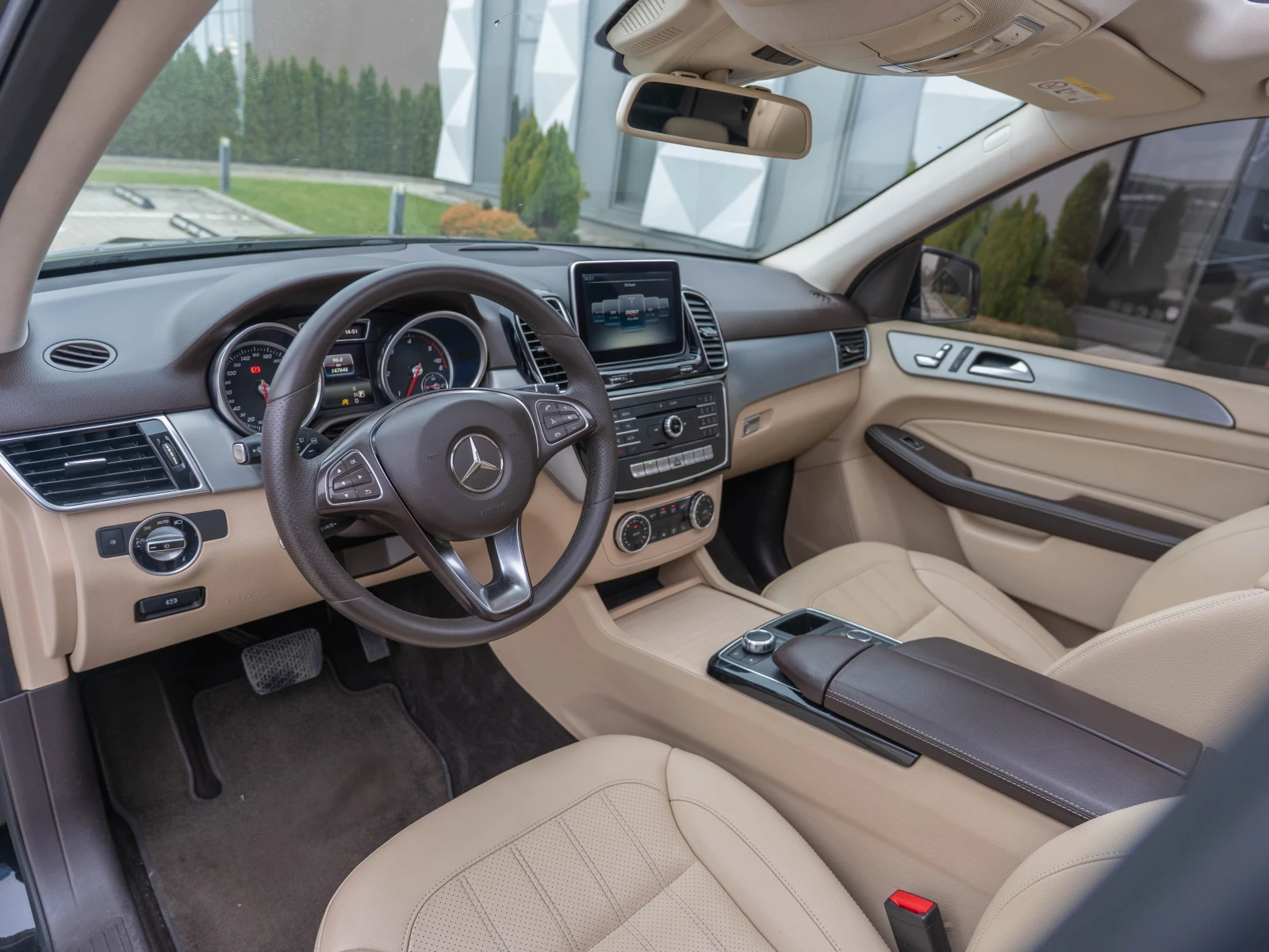 Mercedes-Benz GLE 350 AMG Панорама 360 гр. камери Airmatic - изображение 9