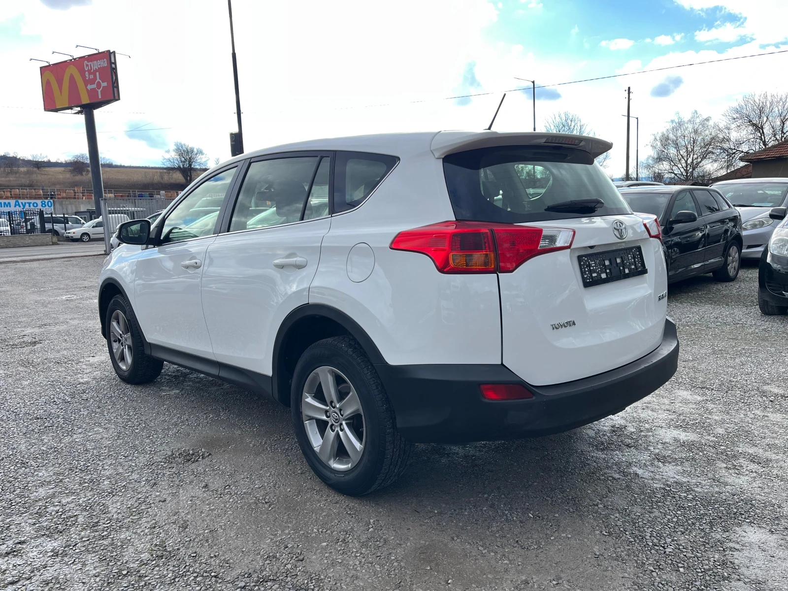 Toyota Rav4 2.0D-4D 4x4 EURO 5B - изображение 5