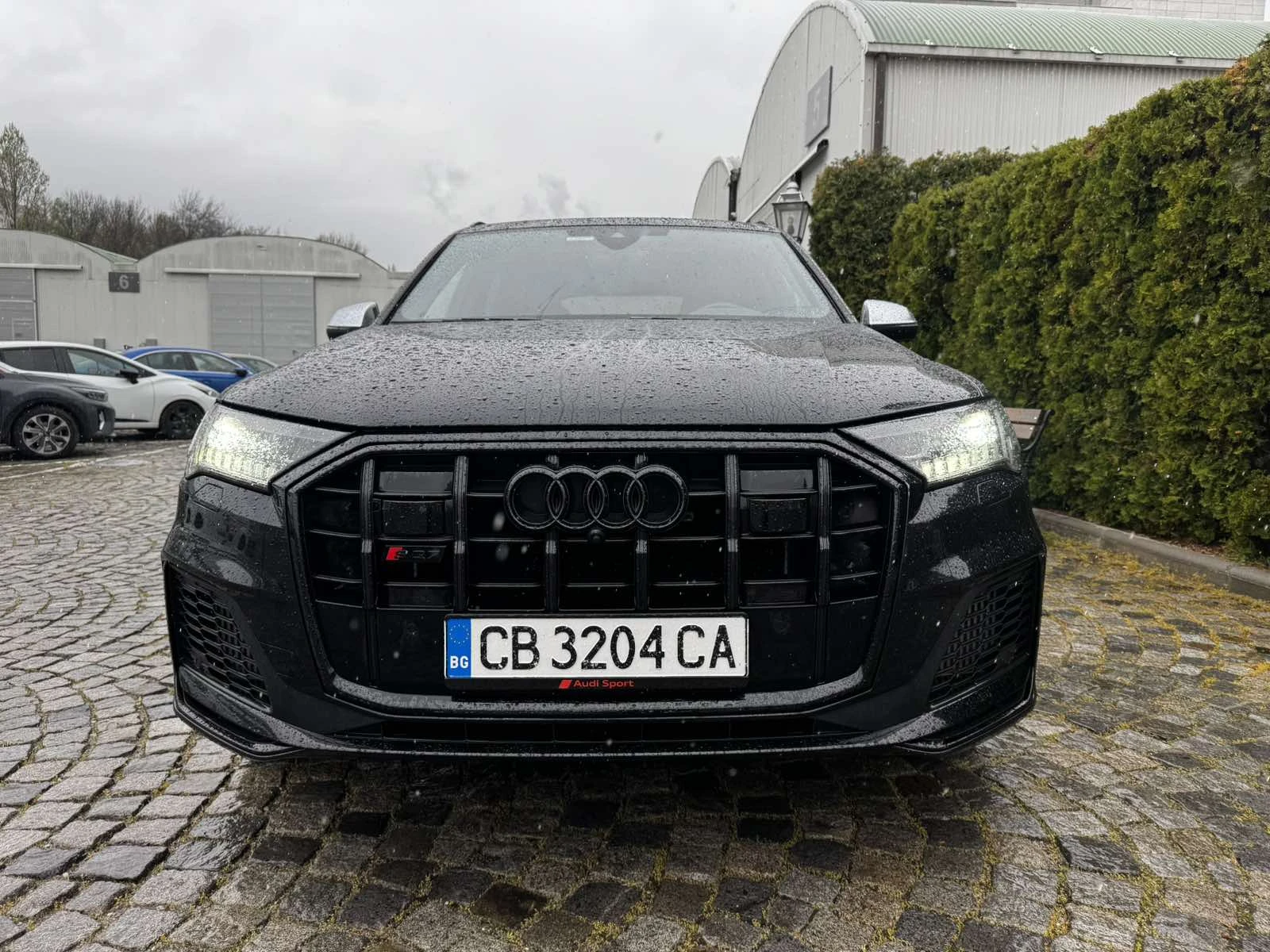 Audi SQ7, снимка 2 - Автомобили и джипове - 53428541