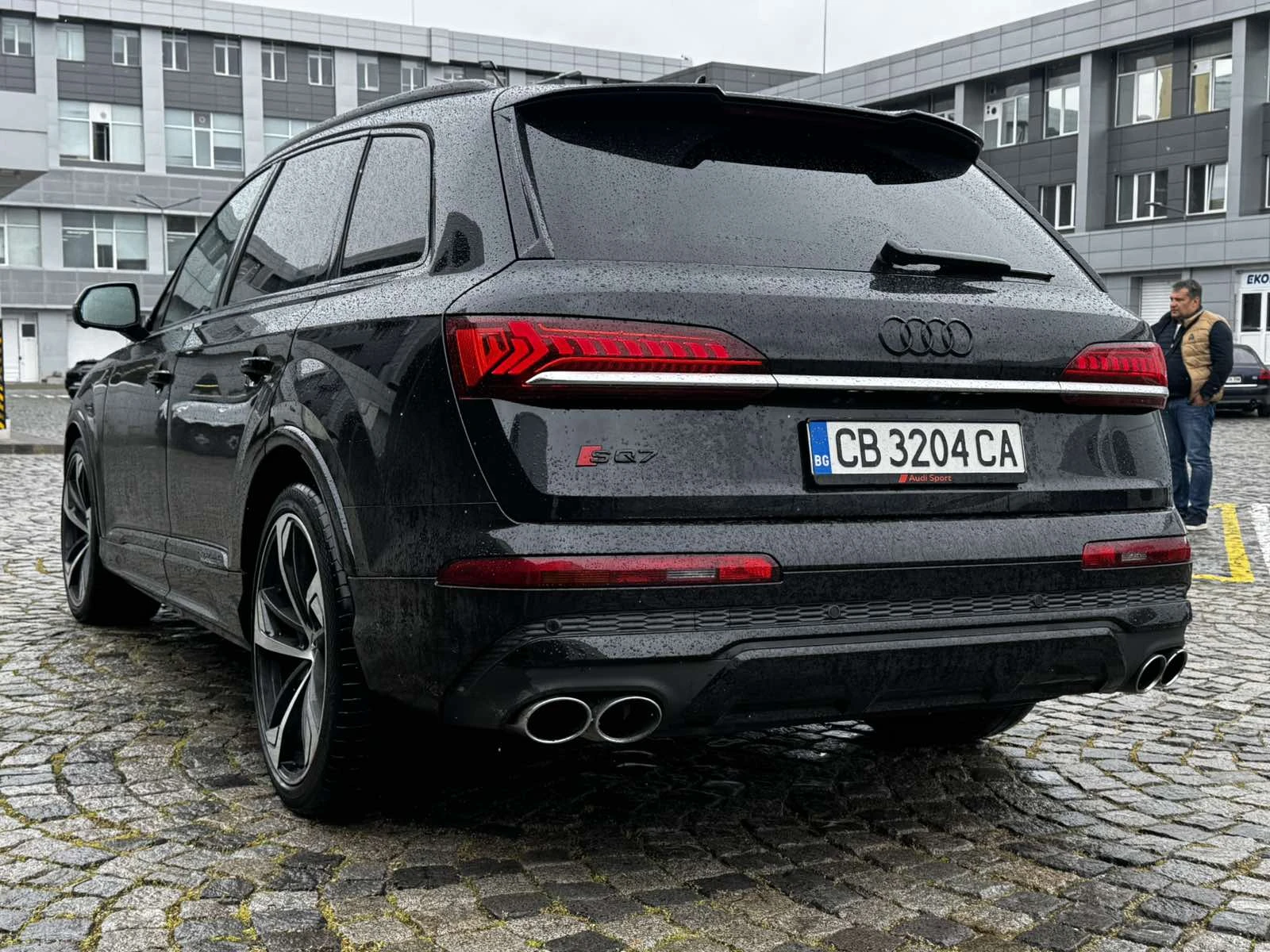 Audi SQ7, снимка 3 - Автомобили и джипове - 53428541