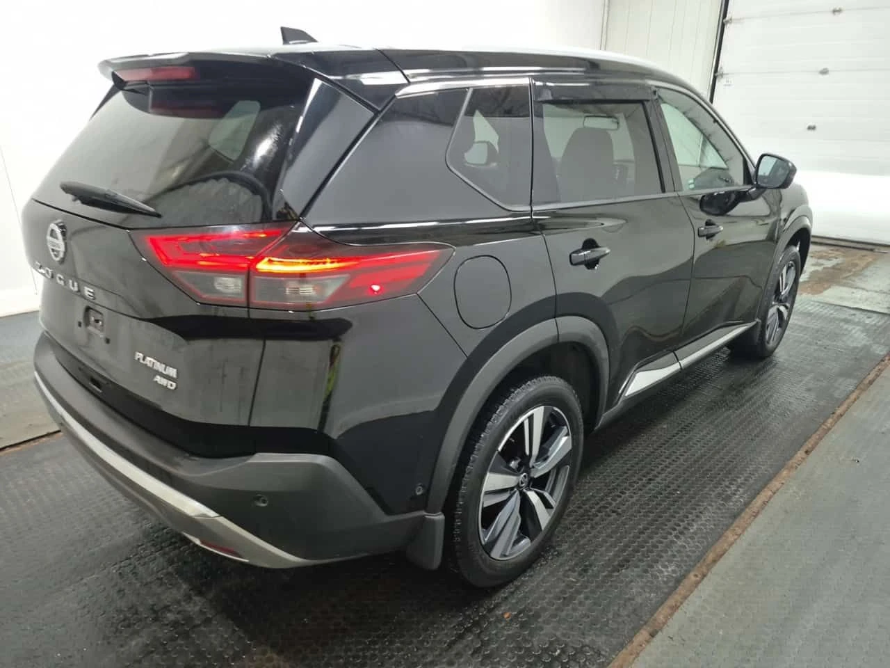 Nissan Rogue * Platinum * CARFAX * БЕЗ ПЪРВОНАЧАЛНА ВНОСКА, снимка 15 - Автомобили и джипове - 53896093