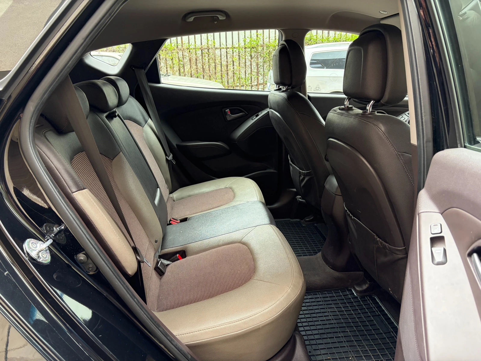 Hyundai IX35 2.0 CRDi 4WD Exclusive Facelift | Mobile.bg � ����������� 14