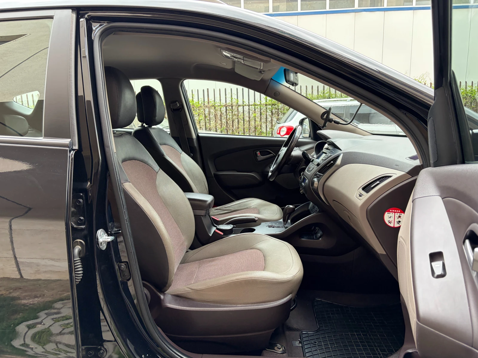 Hyundai IX35 2.0 CRDi 4WD Exclusive Facelift | Mobile.bg � ����������� 16