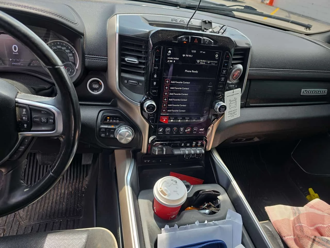Dodge RAM 1500 * Laramie * 360 * ДИСТРОНИК * ПОДГРЕВИ * ПАМЕТ, снимка 9 - Автомобили и джипове - 54501935