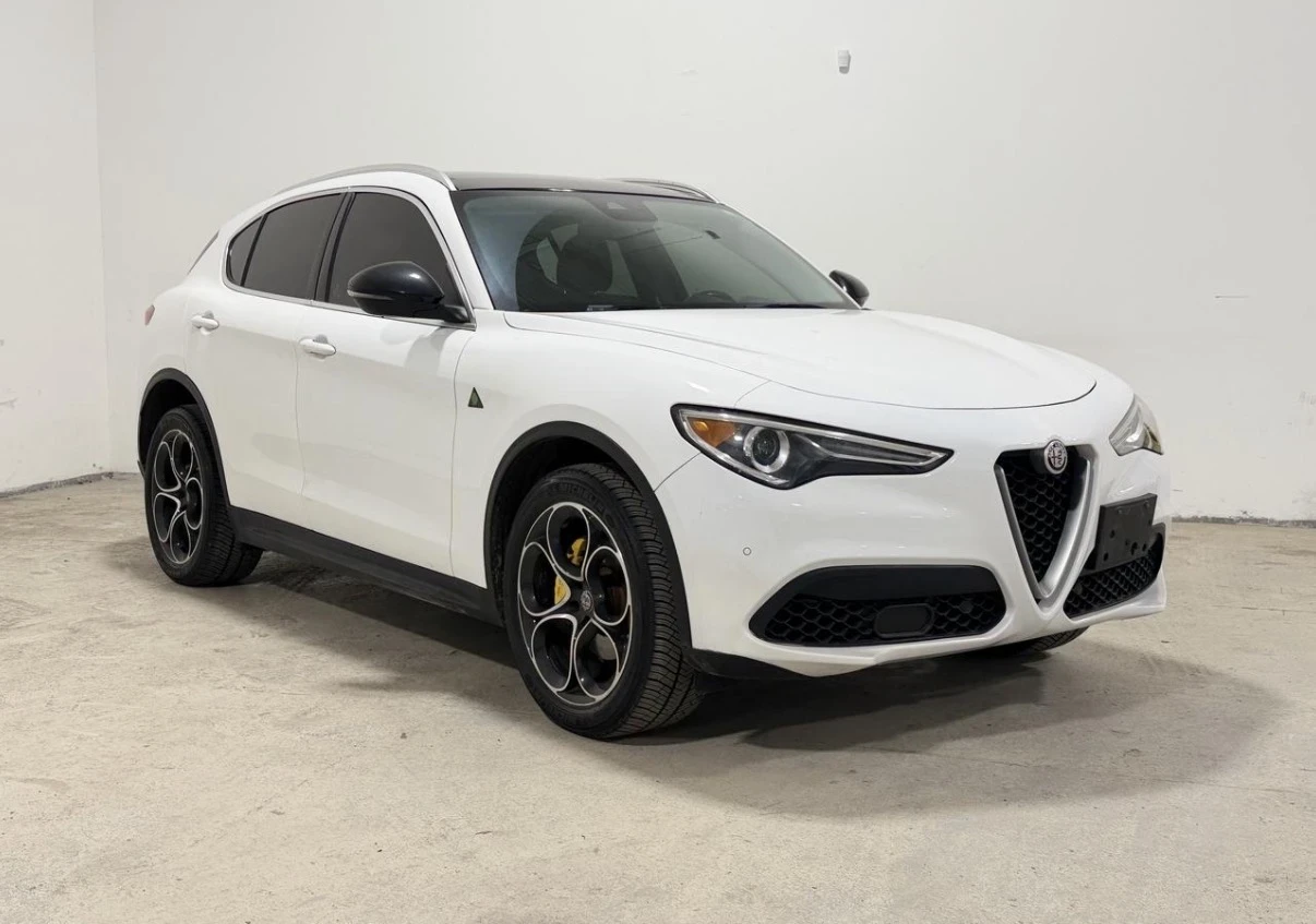 Alfa Romeo Stelvio TI LUSSO * CARFAX * ЦЕНА ДО БЪЛГАРИЯ * , снимка 3 - Автомобили и джипове - 54575905