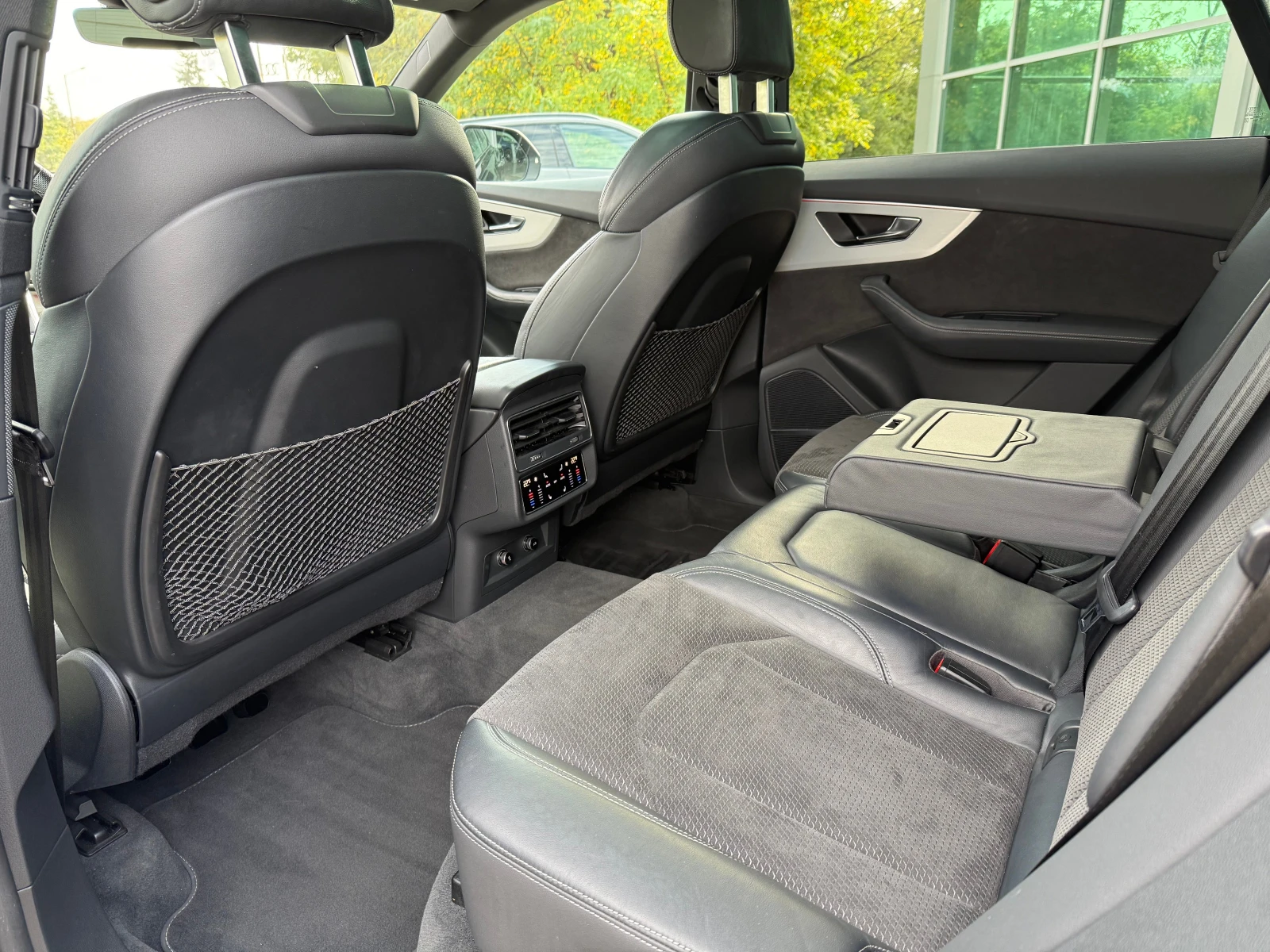 Audi Q8, снимка 9 - Автомобили и джипове - 54644035