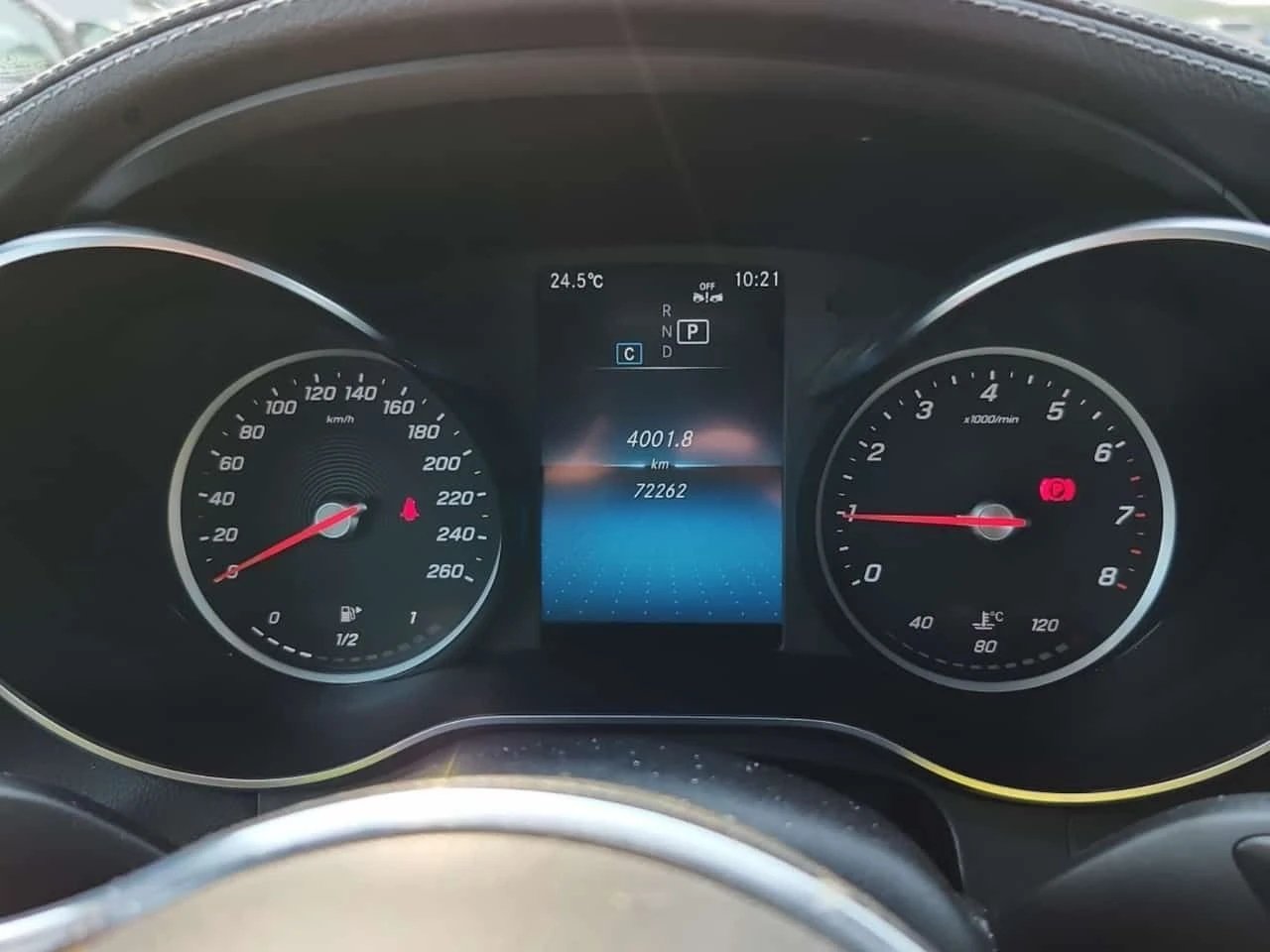 Mercedes-Benz GLC 300 BURMESTER * PANO * KEYLESS *  ПОДГРЕВИ * CARFAX, снимка 9 - Автомобили и джипове - 55287975