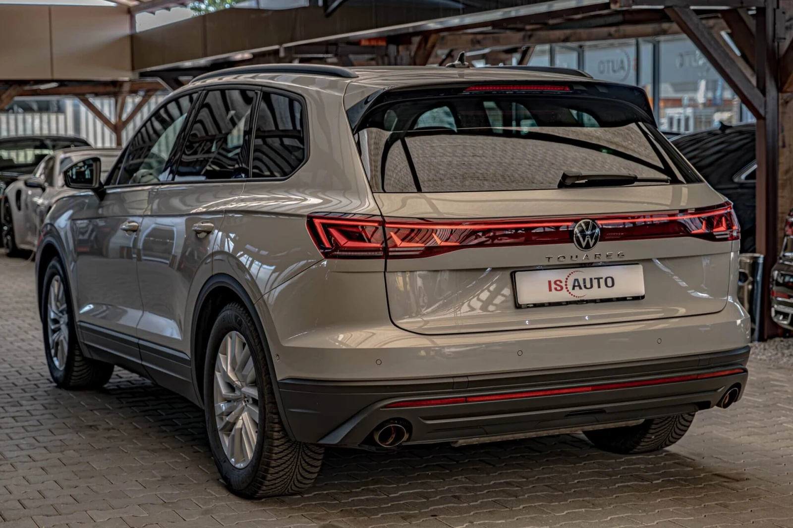 VW Touareg 3.0TDI/4Motion/Virtual/Камера/Подгрев, снимка 5 - Автомобили и джипове - 55373073