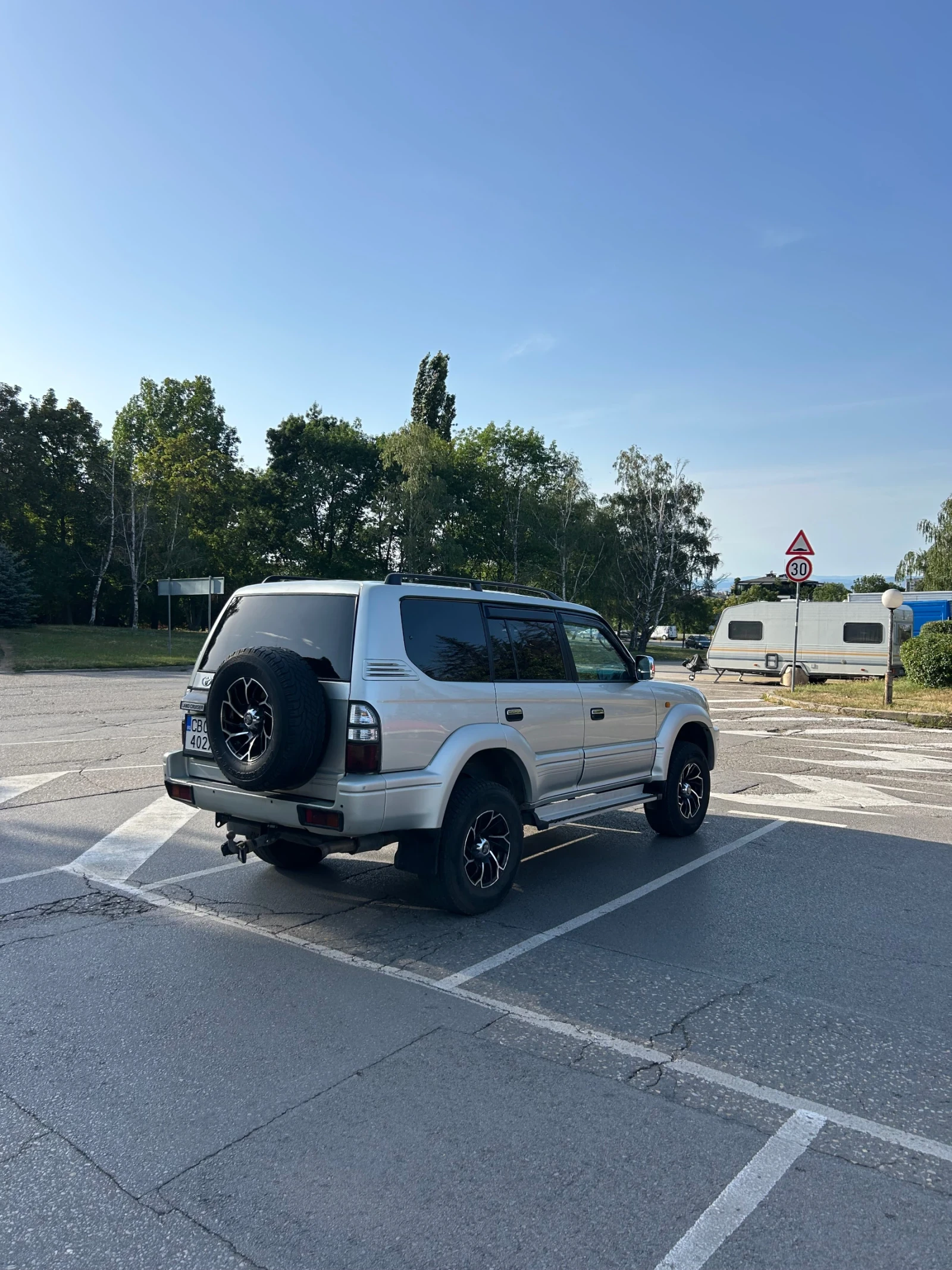 Toyota Land cruiser, снимка 4 - Автомобили и джипове - 55425959
