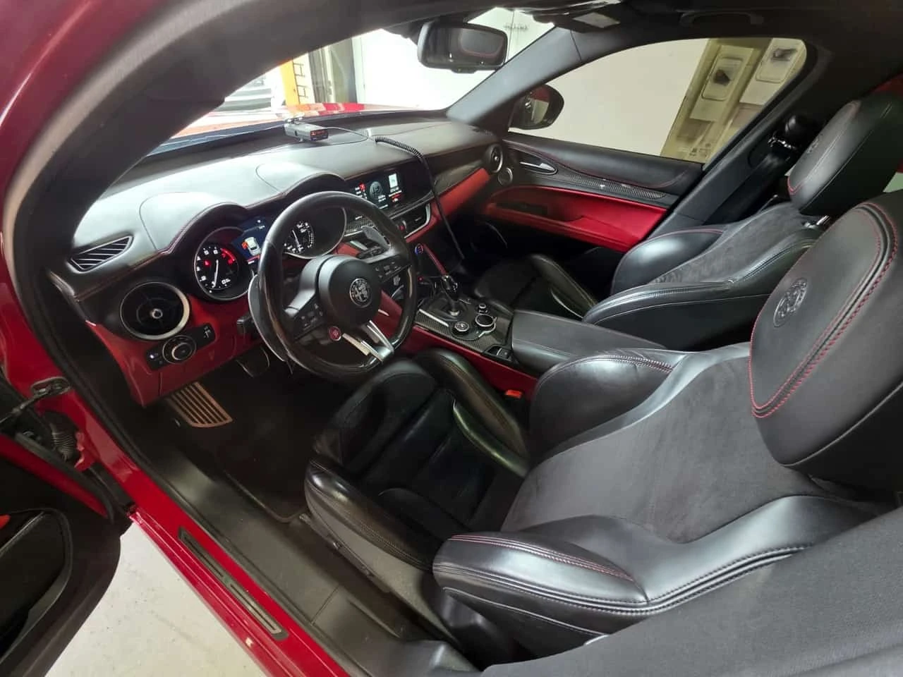 Alfa Romeo Stelvio  Quadrifoglio * CARFAX * ��� ������������ ������ | Mobile.bg � ����������� 5