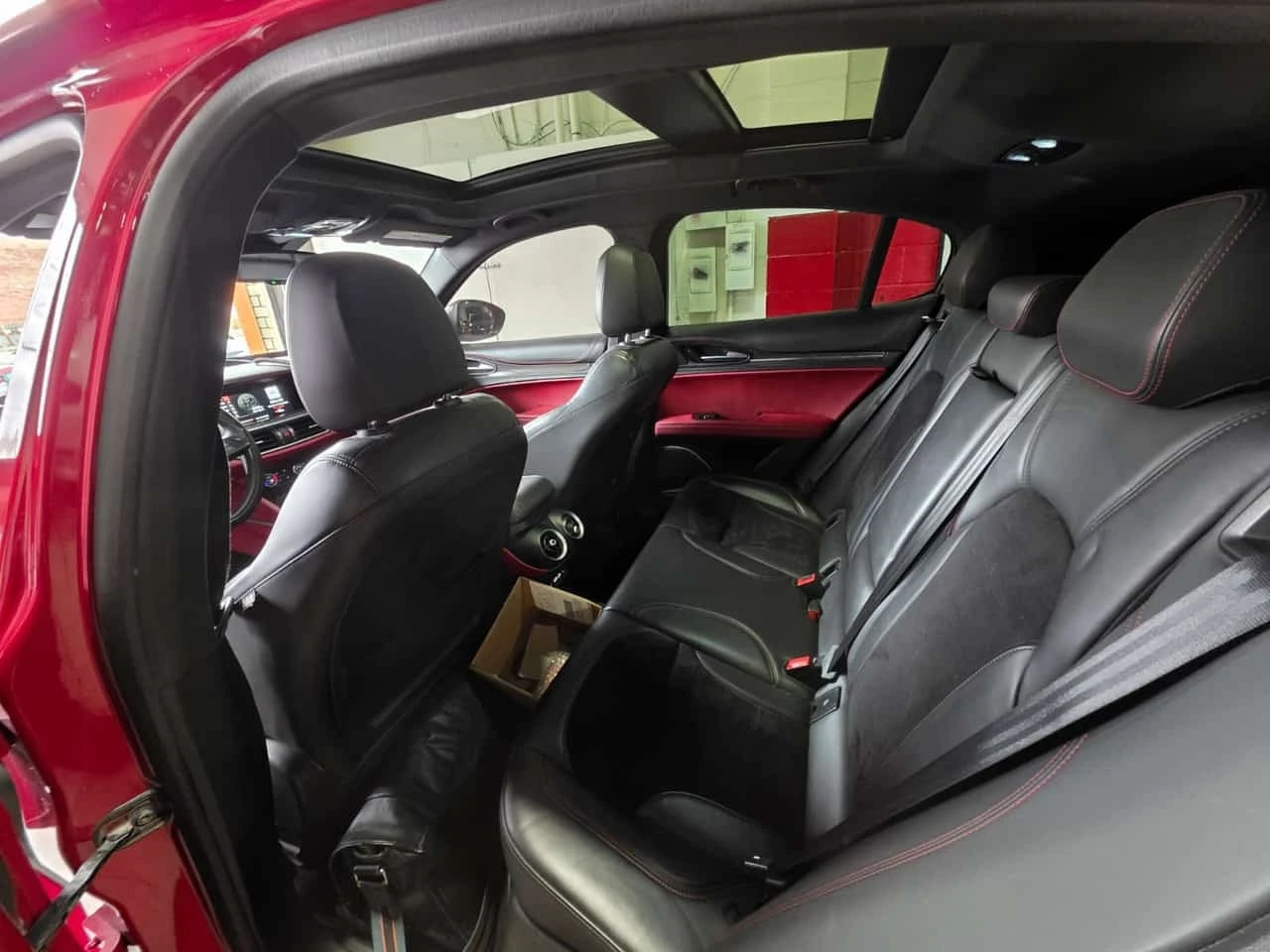 Alfa Romeo Stelvio  Quadrifoglio * CARFAX * ��� ������������ ������ | Mobile.bg � ����������� 16