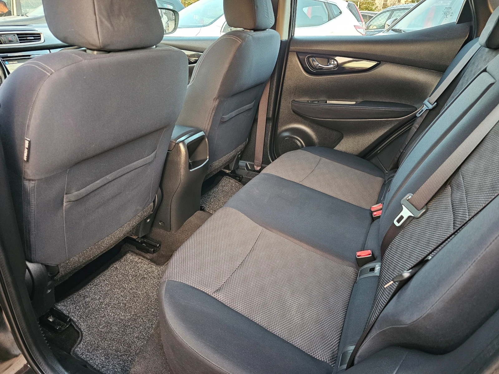 Nissan Qashqai 1.5dCi, 110�.�. | Mobile.bg � ����������� 10