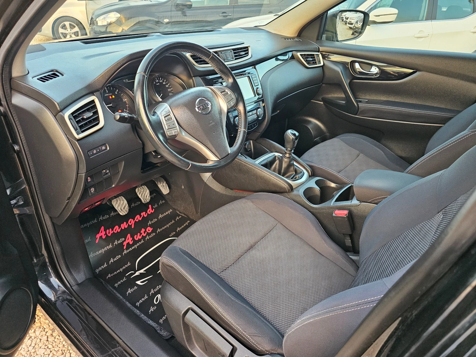 Nissan Qashqai 1.5dCi, 110�.�. | Mobile.bg � ����������� 8