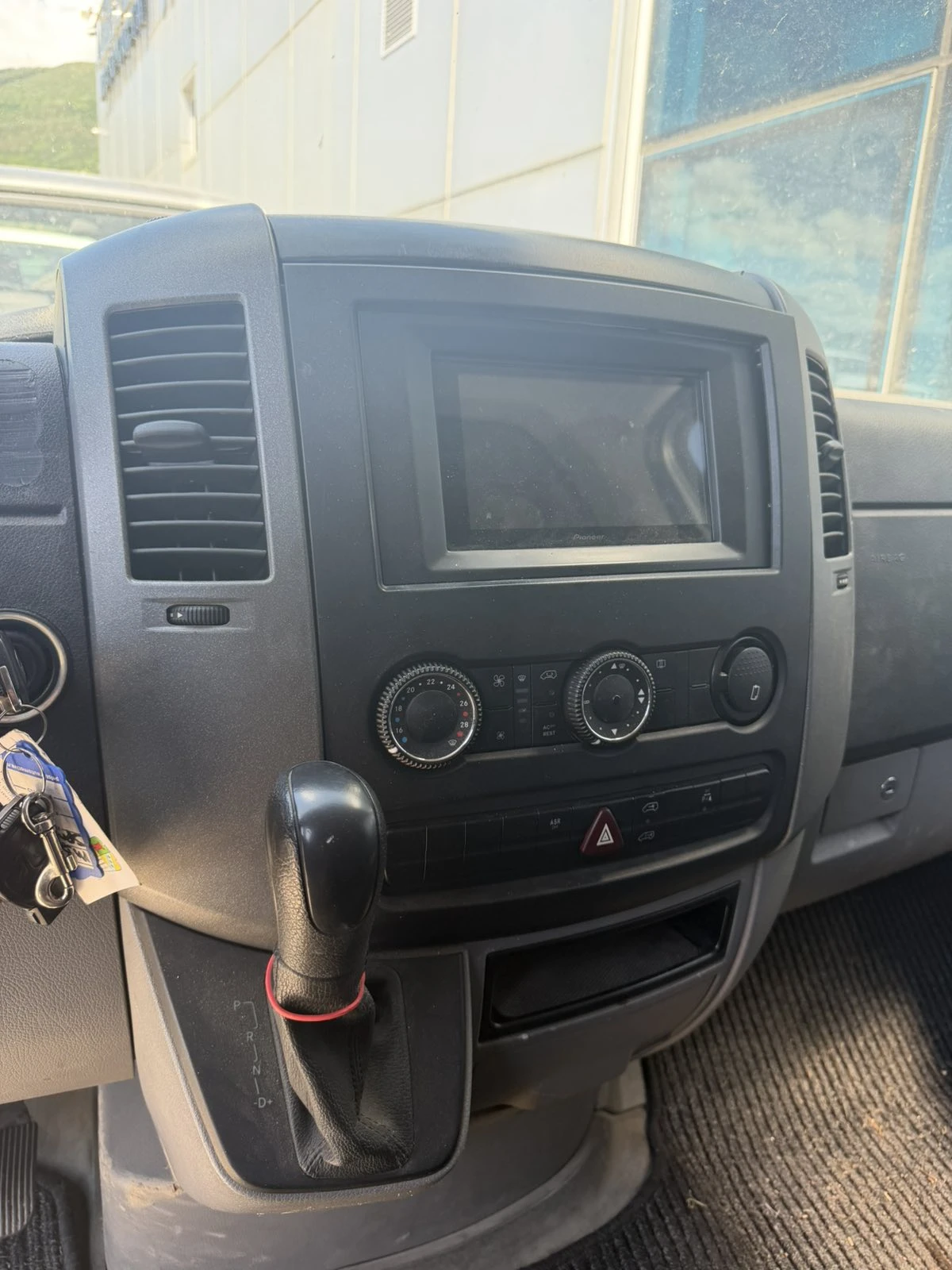 Mercedes-Benz Sprinter 318 218 �� �����! | Mobile.bg � ����������� 9